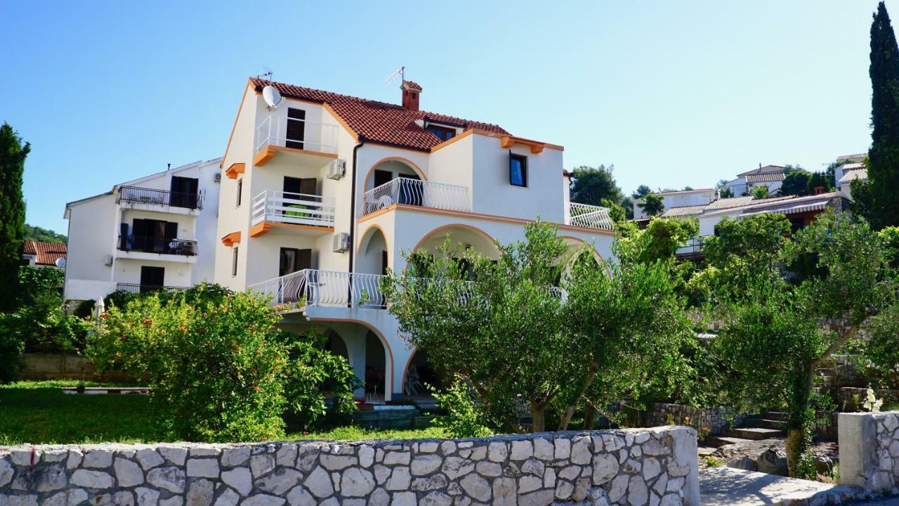 Apartmani Laura Trogir Luaran gambar