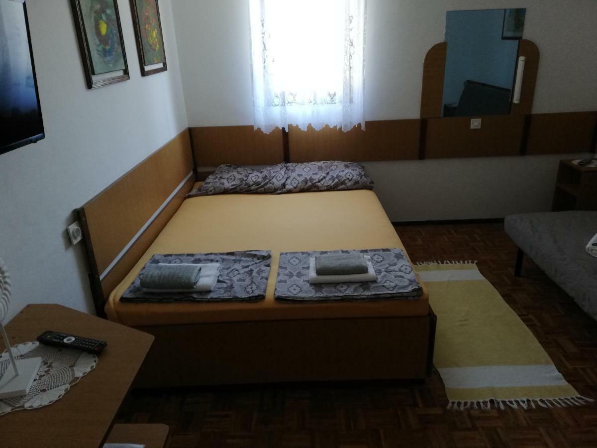Apartmani Laura Trogir Luaran gambar